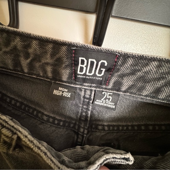 BDG Jeans - Picture 3 of 3